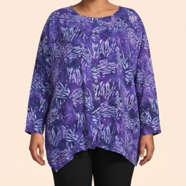 Billy B Blouse Big Cora met lange mouwen blauw paars met lichte figuren