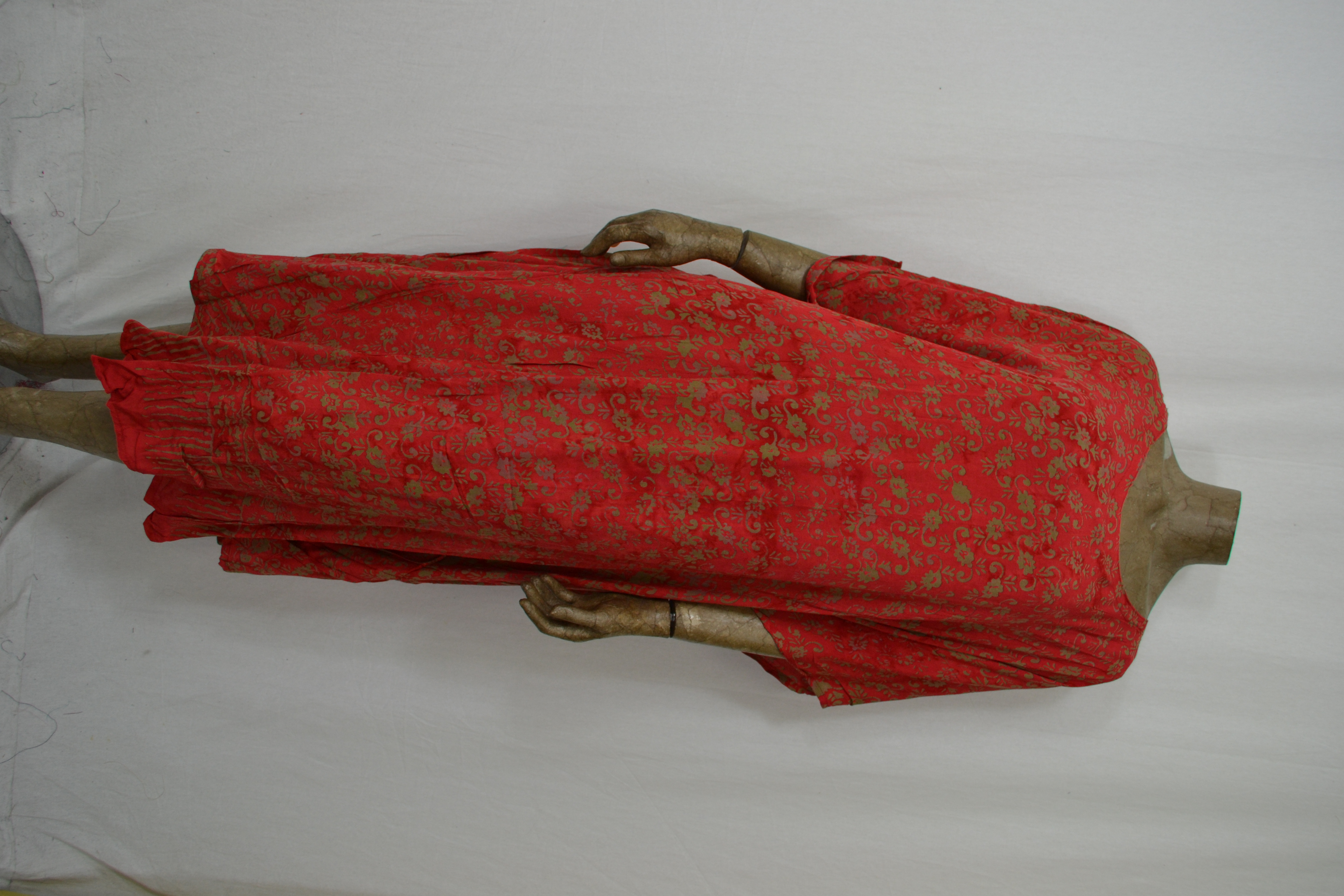 Billy B Kaftan lang B169 kruis voor of achter dragen rood