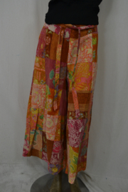 Billy B Broek tied up bont rose 3/4 mt. M