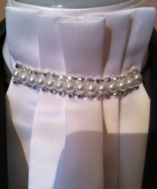 Harmonicaplooi plastron Pearl and strass