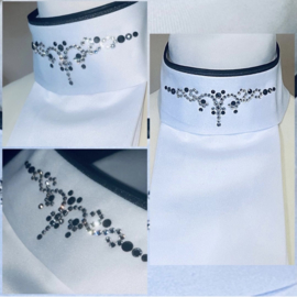 Swarovski plastron The way to Succes!