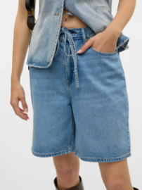 VMVILLA MR BERMUDA DNM SHORTS   -Vero Moda-