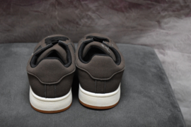 Sneaker Bruin