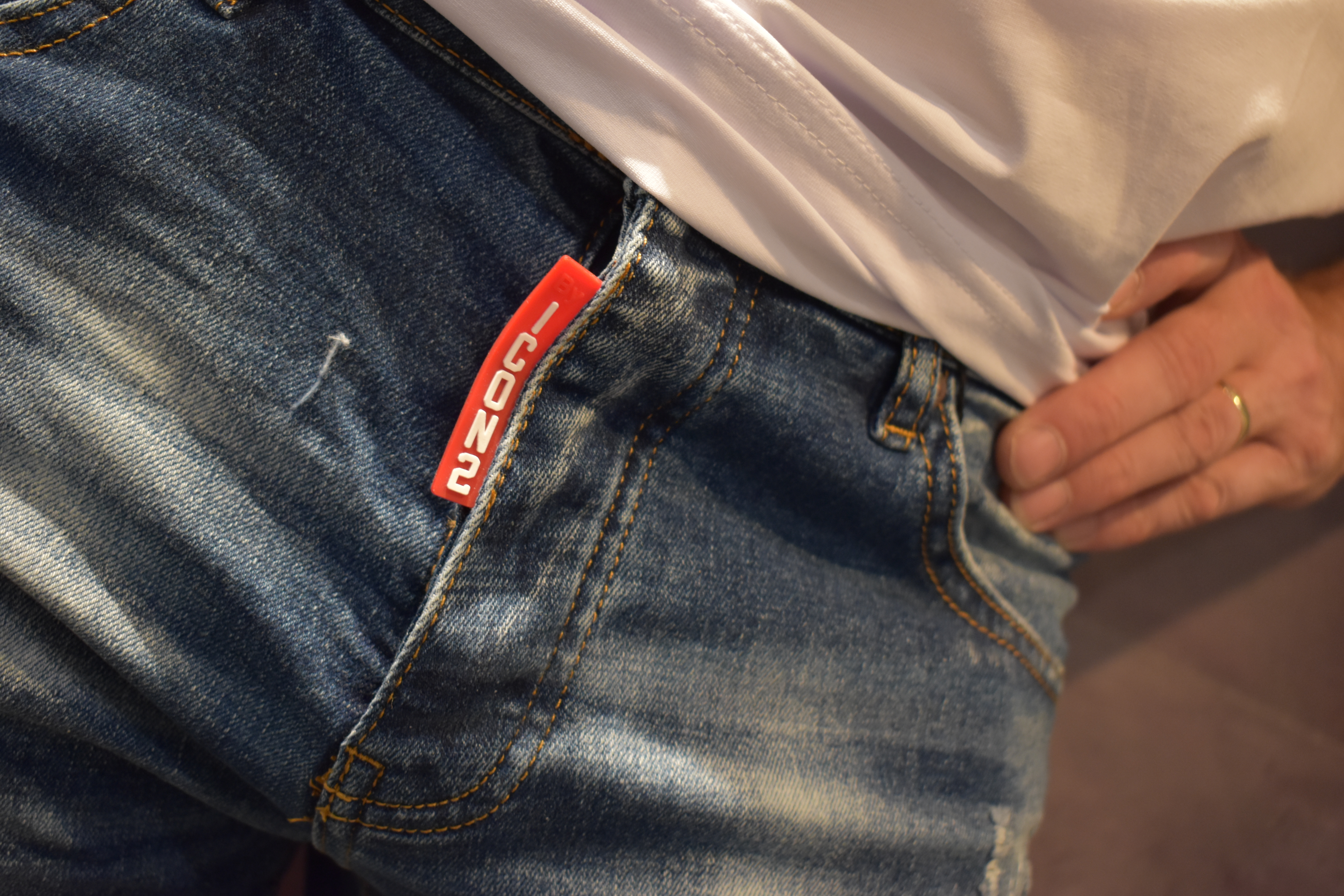 Shorts Icon