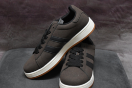Sneaker Bruin