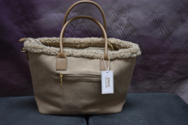 Tas
