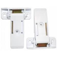 SR hinge freezer door