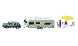 Auto met caravan