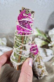 Witte Salie Smudgestick met Dahlia - 10 cm