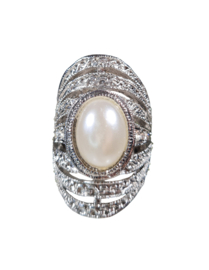 Ring met parel