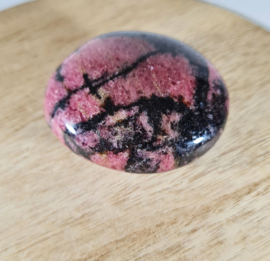 Rhodoniet - Palmsteen - no.3 - Madagaskar - 5,4 cm