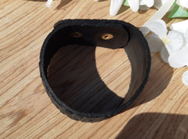 Armband Tressia suède zwart - basket print