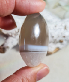 Agaat Handsteen no.7 Edelsteen 4 cm