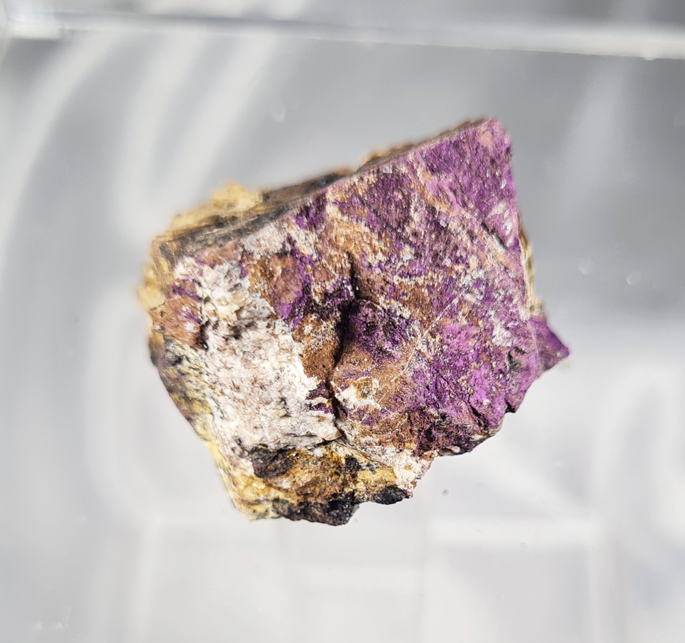 Purpuriet ruw in doosje met Mica no.21 - 3,1 cm