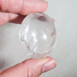 Bergkristal Handsteen no.08 - 4 cm