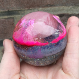 Orgonite - Sphere - Rose Quartz - 6 cm