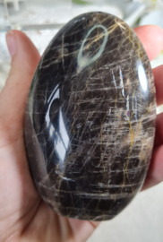 Zwarte Maansteen Edelsteen Sculptuur 9 cm no.2