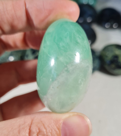 Fluoriet Groen Handsteen Edelsteen no.1 - 5 cm