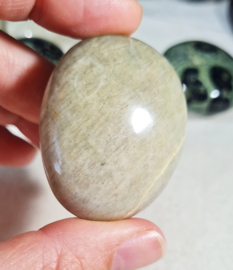 Groene Maansteen Edelsteen Palmsteen - no.06 - 4,5 cm