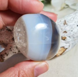 Agaat Handsteen no.6 Edelsteen 4 cm