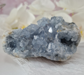 Celestien Edelsteen Cluster Geode - Madagaskar - 10cm - Blauw