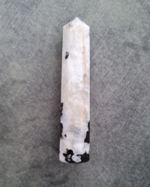 Regenboog maansteen - Obelisk - no.3 - 9,5 cm