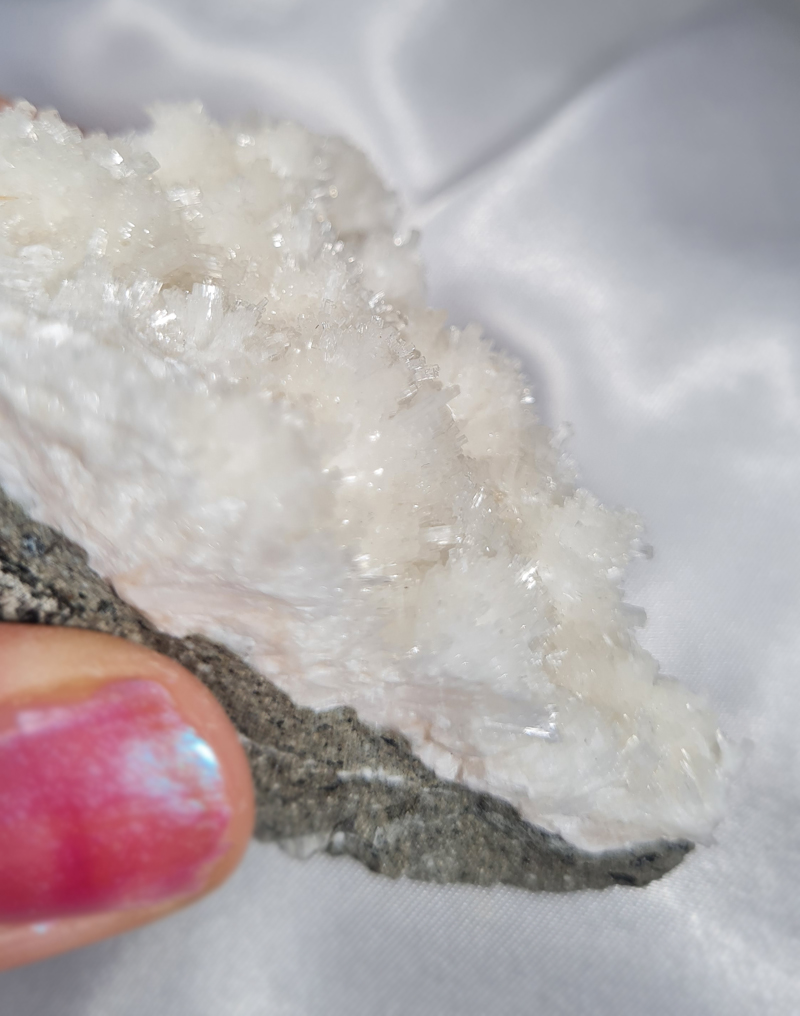 Zeoliet Thomsoniet Calciet en Natroliet no.8