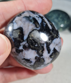 Gabbro - Merliniet Handsteen no.5 - 4,5 cm