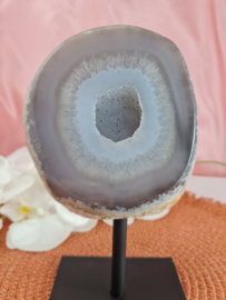 Agaat - Geode op standaard - no.4 - 11 cm