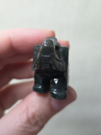 Olifant Groene Mosagaat Edelsteen Carving 4 cm - Geluk en Kracht