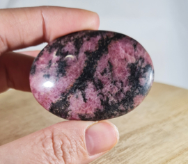 Rhodoniet - Palmsteen - no.5 - Madagaskar - 5,2 cm