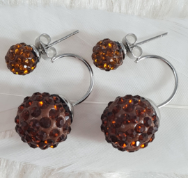 Oorbellen - Telinga - twee bollen - bruin - strass