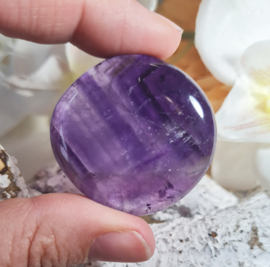 Amethist Platte Steen 4 cm no.3 Edelsteen