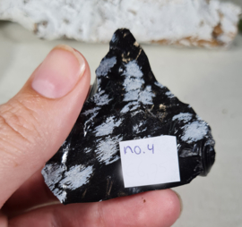 Sneeuwvlok Obsidiaan ruw 5,5 cm no.4