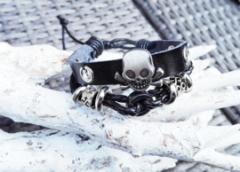 Armband - zwart met doodskop