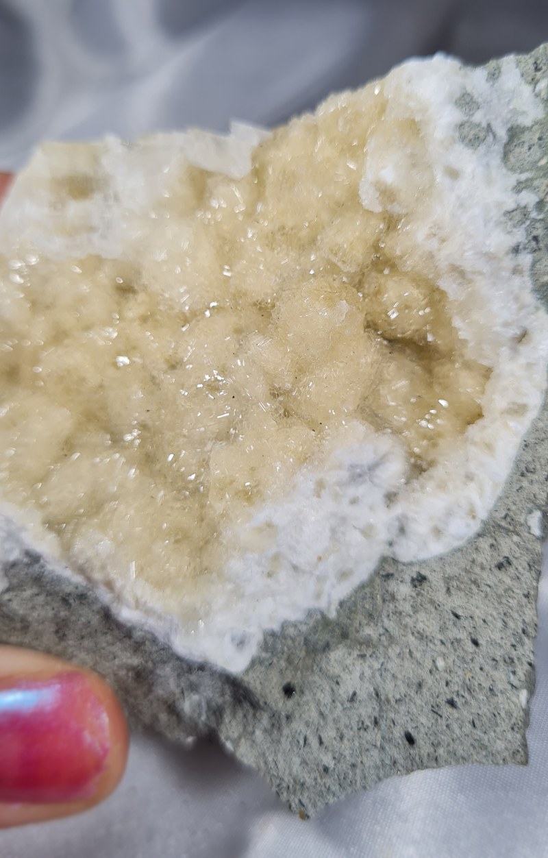 Zeoliet Thomsoniet Calciet en Natroliet no.6