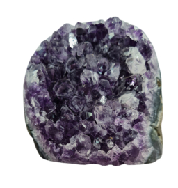 Amethist Edelsteen Sculptuur gepolijst 9 cm no.28