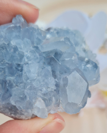 Celestien Edelsteen Geode - Madagaskar - 6 cm - Blauw