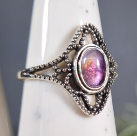 Ring - Oval - 925 Sterling Silver - Amethyst - Size 7