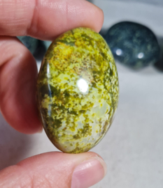 Groene Opaal Palmsteen Edelsteen no.11 - 4 cm