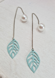 Oorbellen - Leaf & Pearl - Ear Threader