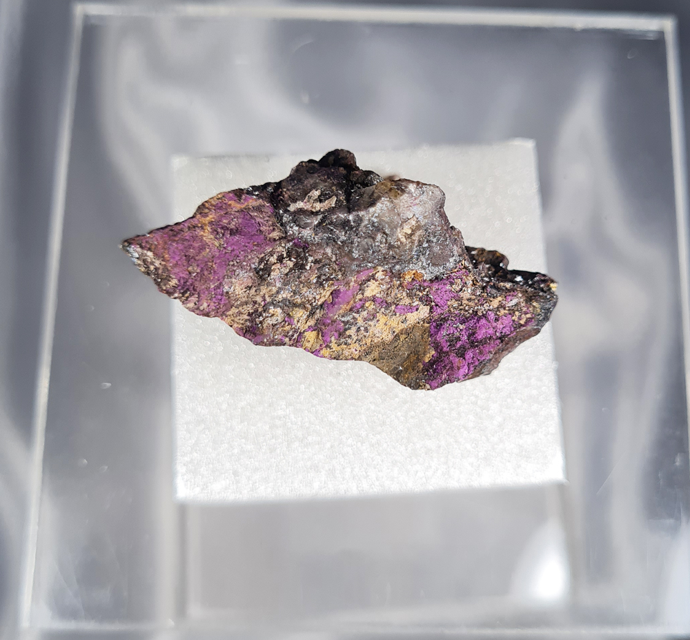 Purpuriet ruw in doosje no.04 - 4,1 cm