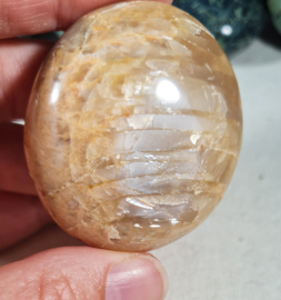 Maansteen Donker Microklien Handsteen no.5 - 5 cm