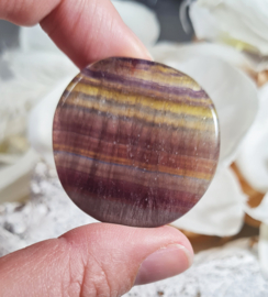 Fluoriet Platte Steen 4 cm no.4 - Paars