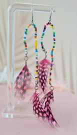 Oorbellen - Boho - roze - veren - 14 cm