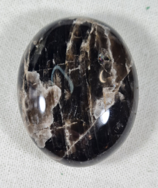 Rookkwarts Handsteen no.6 Edelsteen