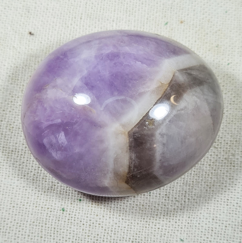 Amethist Handsteen no.6 Edelsteen