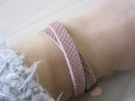 Armband - Wikkelarmband - suède - oud roze - Tressia - python print