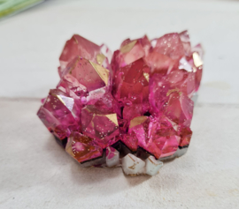 Orgonite - cluster - roze - 6,5cm