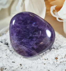 Amethist Platte Steen 4 cm no.2 Edelsteen